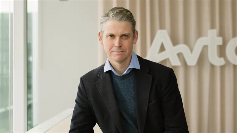 Niklas Hjert, vd, Avtalat